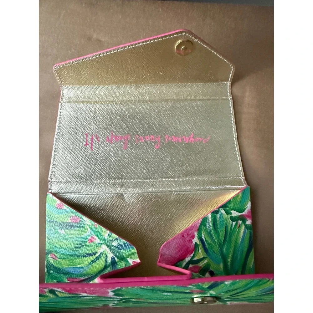 Lilly Pulitzer Its Always Sunny Somewhere Tropical Palm Sunglasses Case Gold